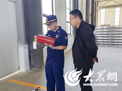 海阳市消防救援大队开展灭火器消防产品质量专项监督检查