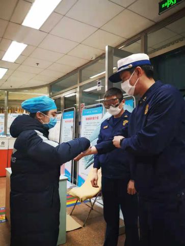 立足服务, 守夜 尽职丨北京消防开展 错时 检查确保消防安全