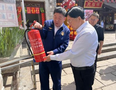 王润军调研检查重点商贸项目及节前安全生产工作，强调消防检测服务的重要性